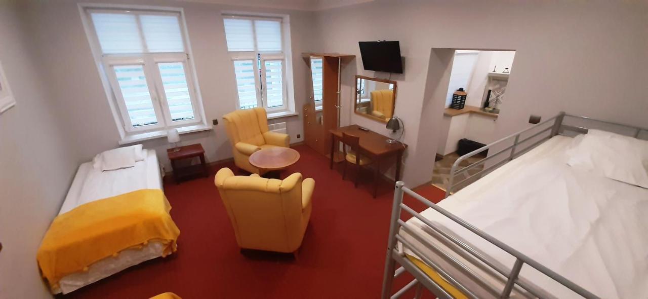 Red Carpet Hostel Krasków Εξωτερικό φωτογραφία