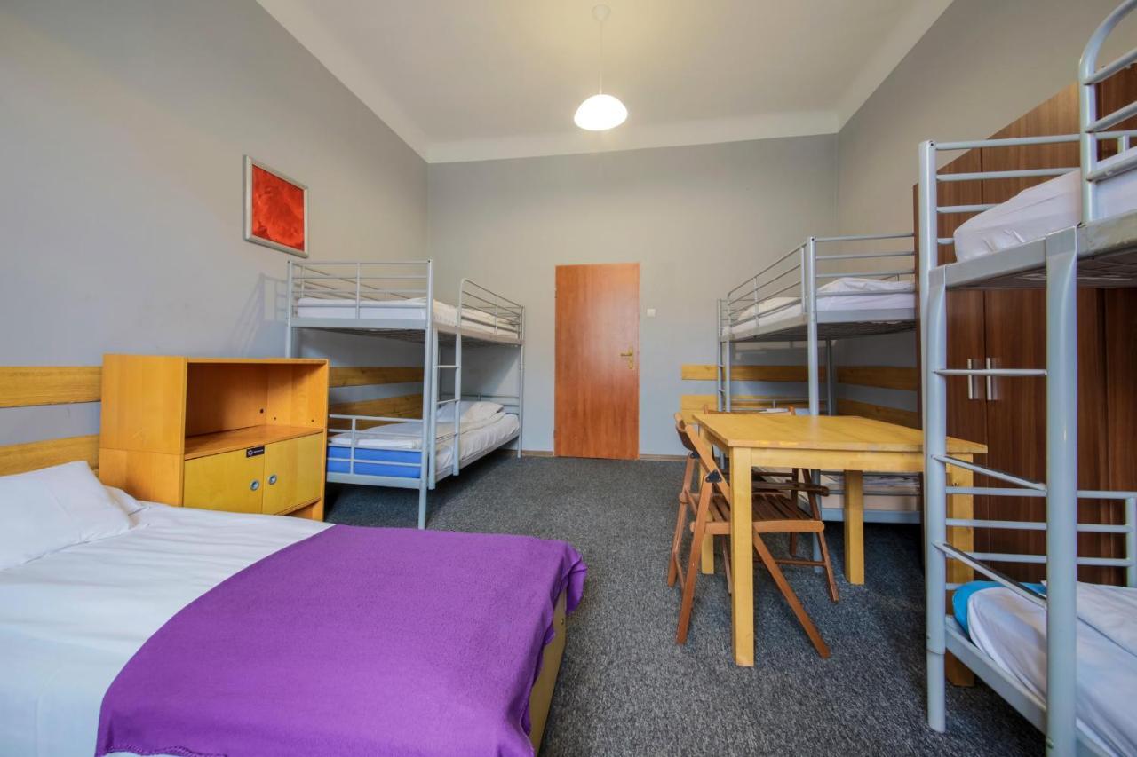 Red Carpet Hostel Krasków Εξωτερικό φωτογραφία