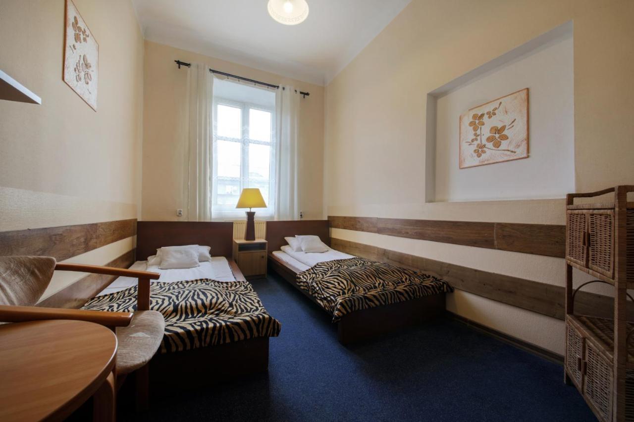 Red Carpet Hostel Krasków Εξωτερικό φωτογραφία