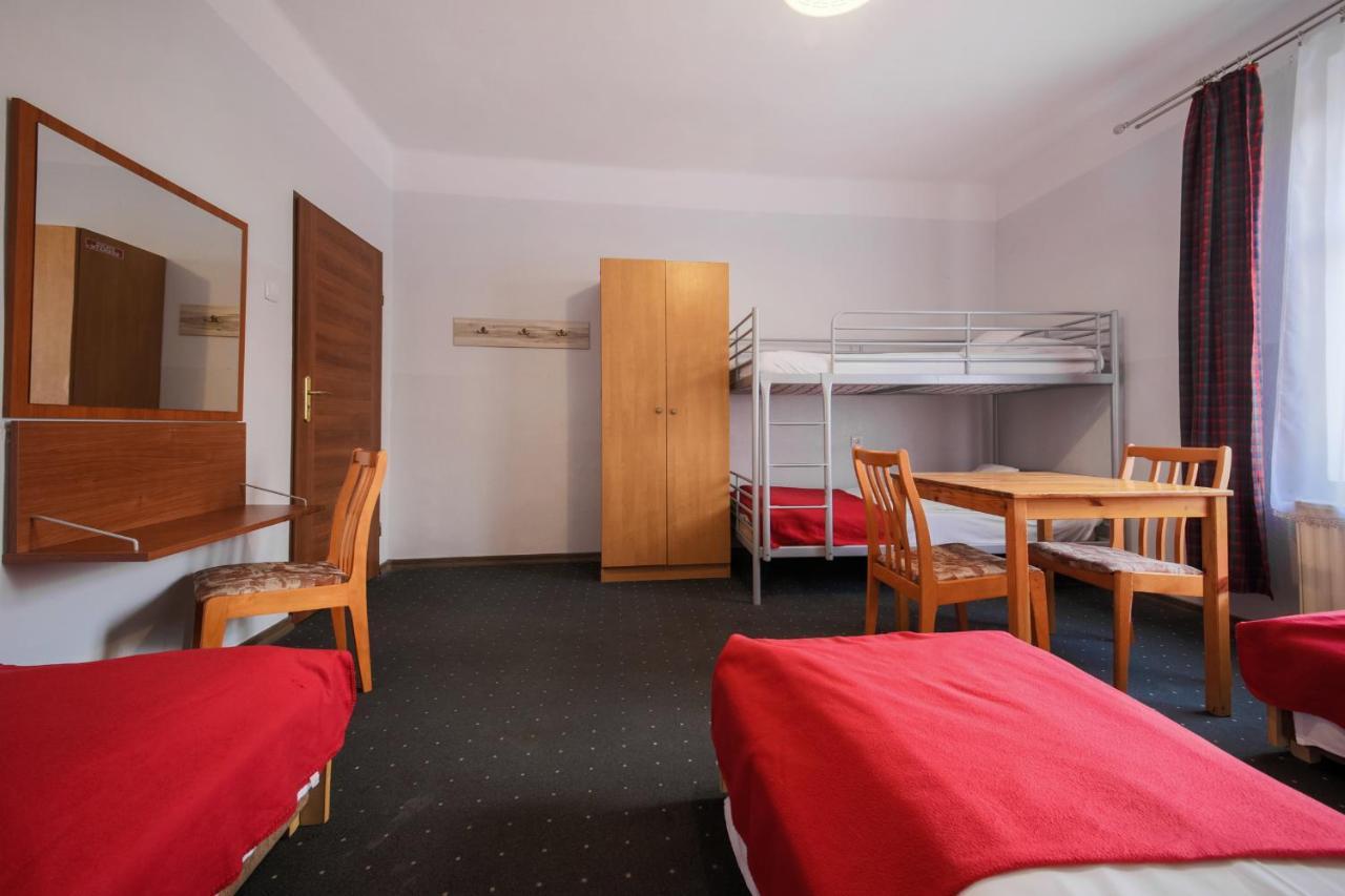 Red Carpet Hostel Krasków Εξωτερικό φωτογραφία