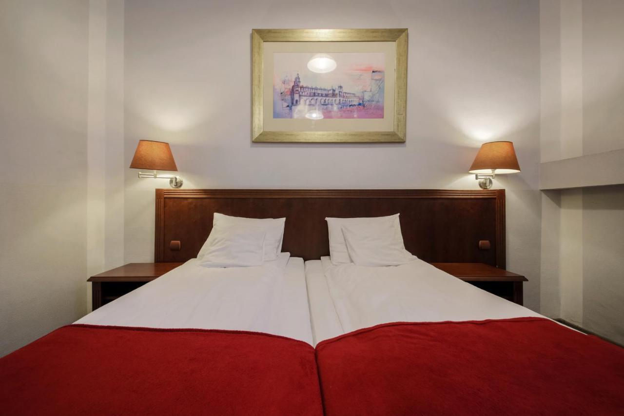 Red Carpet Hostel Krasków Εξωτερικό φωτογραφία