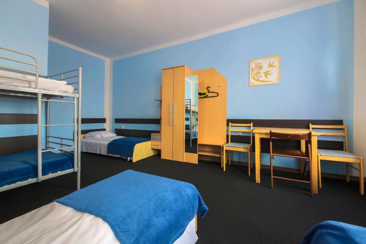 Red Carpet Hostel Krasków Εξωτερικό φωτογραφία